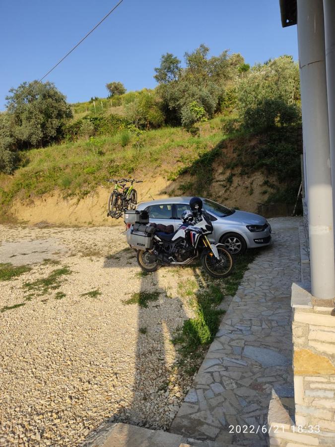 Guest House Pashollari Μπεράτ Εξωτερικό φωτογραφία