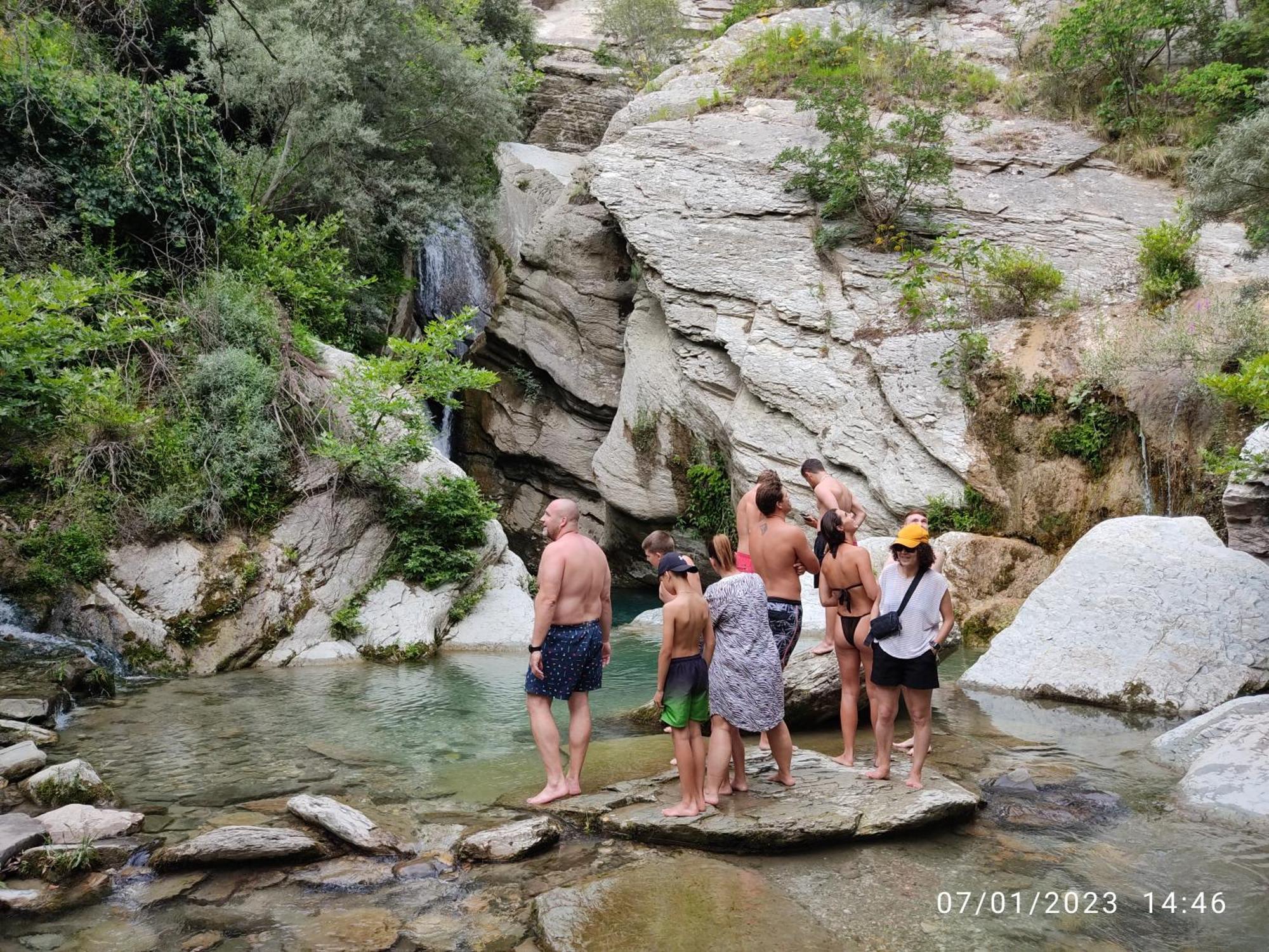 Guest House Pashollari Μπεράτ Εξωτερικό φωτογραφία