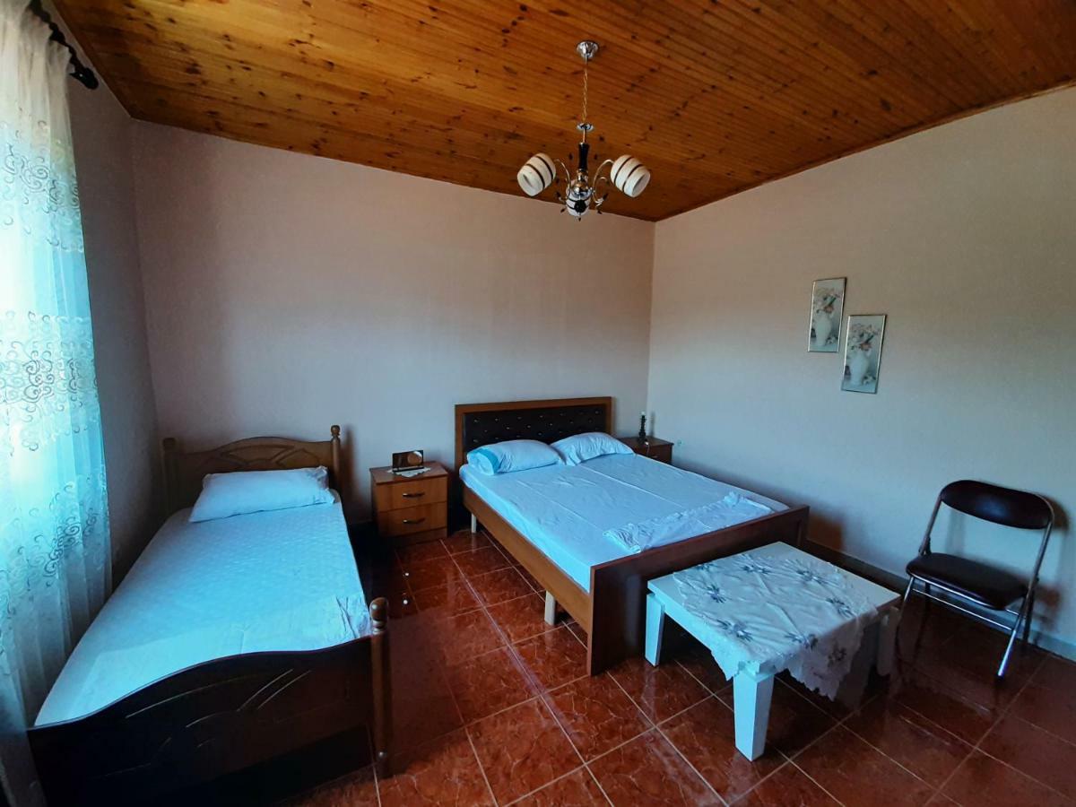 Guest House Pashollari Μπεράτ Εξωτερικό φωτογραφία